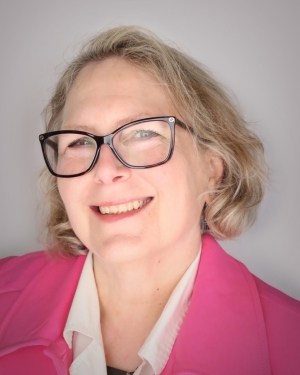 Headshot of Liz Brunton