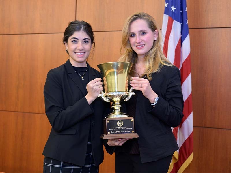 Isabelle Roman ’23 and Alexandra Romano ’23, winners of the 62nd Annual Theodore L. Reimel ’24 CLAS Moot Court Competition 