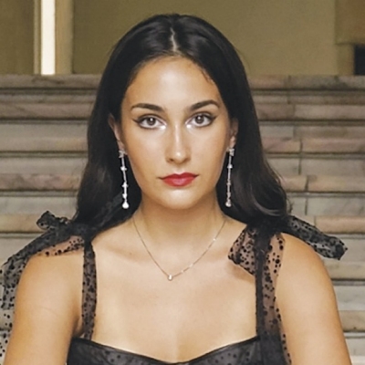 headshot of Ioana-Taisia Turcescu