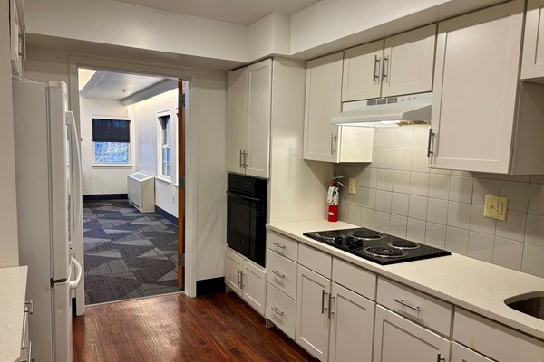 Josephine Kitchen Resize