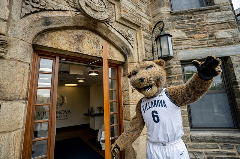 Will D. Cat sitting on the Awakening. Will D. Cat sitting on the Awakening.