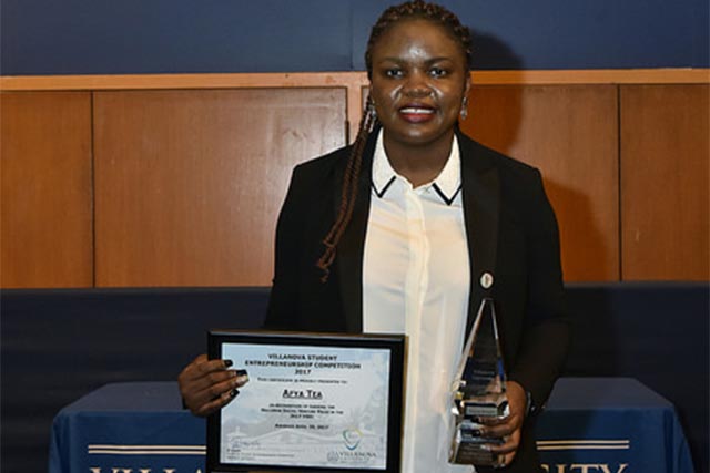 Vanessa Kungne ’17 MSChE, founder of Afya Tea, won the 2017 Meyer ICE Award for the College of Engineering. 