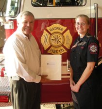 VU Home > Nursing > News & Events > News & Archives > Nursing students receive 2008 EMT scholarships Nursing students receive 2008 EMT scholarships