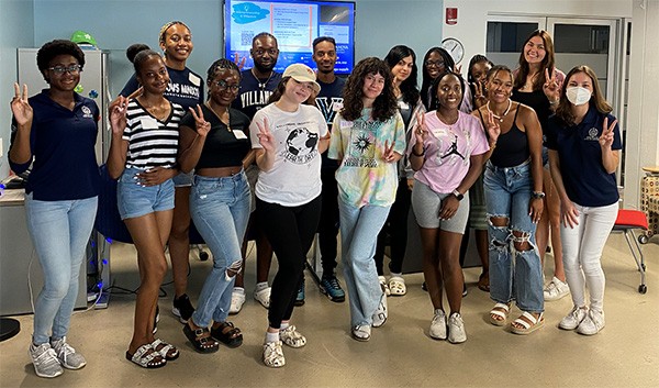 LIFT students posing as a group